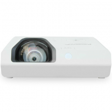  松下(Panasonic)PT-X3261STC 投影仪 短焦 办公 教学 投影机官方